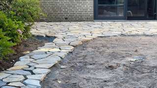 Flagstone vloer plaatsen in Waalwijk