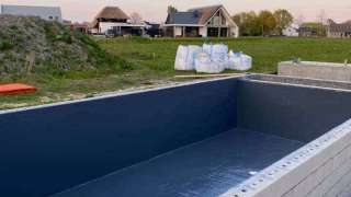 zwemvijver aan laten leggen in Eindhoven Waalre Helmond