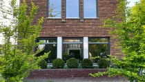 images/0000nieuws/2023/9-pim-noordermeer/amsterdam-breda-eindhoven-tilburg-moderne-luxe-tuin-aanleggen-tuinontwerper-210x119-38b