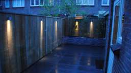 images/jan willem/ledverlichting in een strakke tuin bij nacht-257x145-ca8