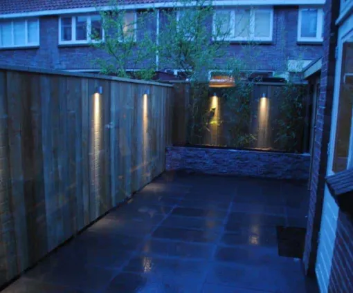 images/jan willem/ledverlichting in een strakke tuin bij nacht-510x424-29d