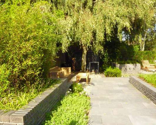 images/mes/2 moderene tuinen tuin bestraten met natuursteen hovenier tilburg-530x424-1df